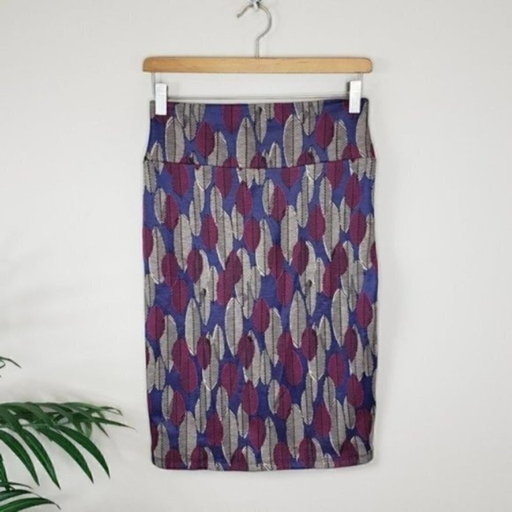 LuLaRoe Navy Burgundy Tan Cassie Leaf Print Straight Pencil Skirt Size XS
